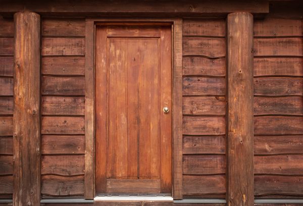 Log Cabin Siding Installation in Lawrence