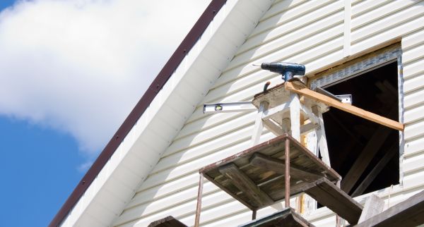 Horizontal Siding Installation in Lawrence