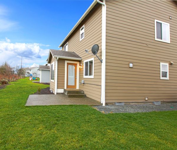 Clapboard Siding Repair in Lawrence